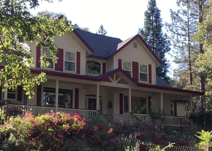 Yosemite Firehouse Inn